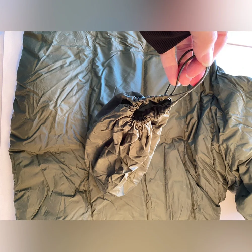 Lululemon Weightless Wunder Vest   12   Pesto   NWOT - Picture 12 of 12